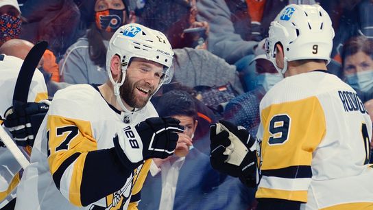 Rust continues 'torrid' pace in rout of Flyers taken in Philadelphia (Penguins)